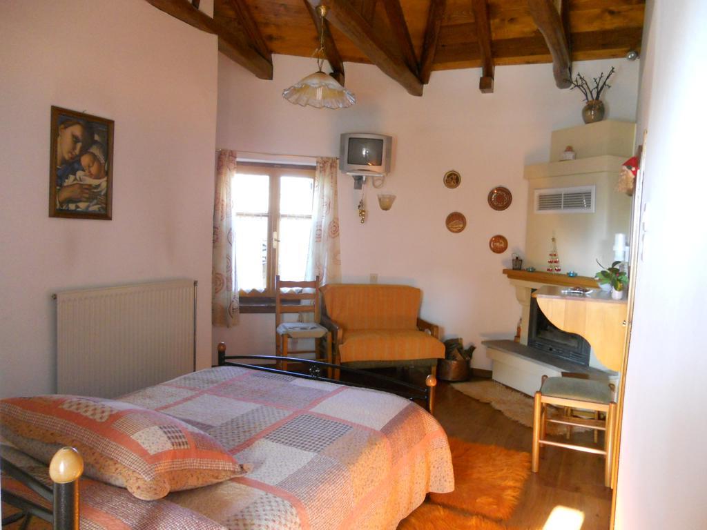 Agios Lavrentios Sarafis Guesthouse מראה חיצוני תמונה