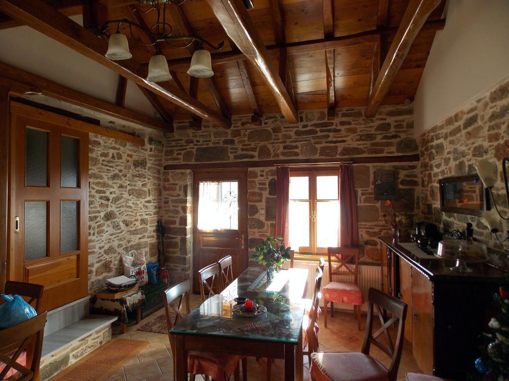 Agios Lavrentios Sarafis Guesthouse מראה חיצוני תמונה