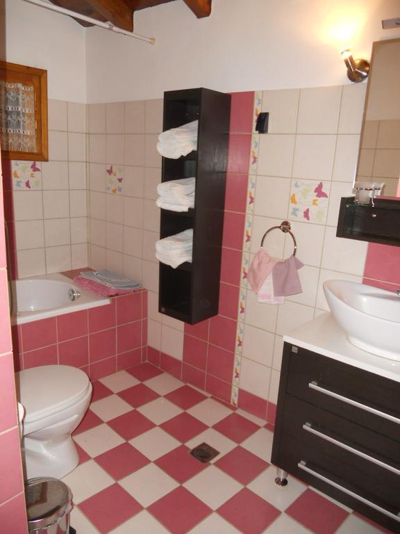 Agios Lavrentios Sarafis Guesthouse מראה חיצוני תמונה