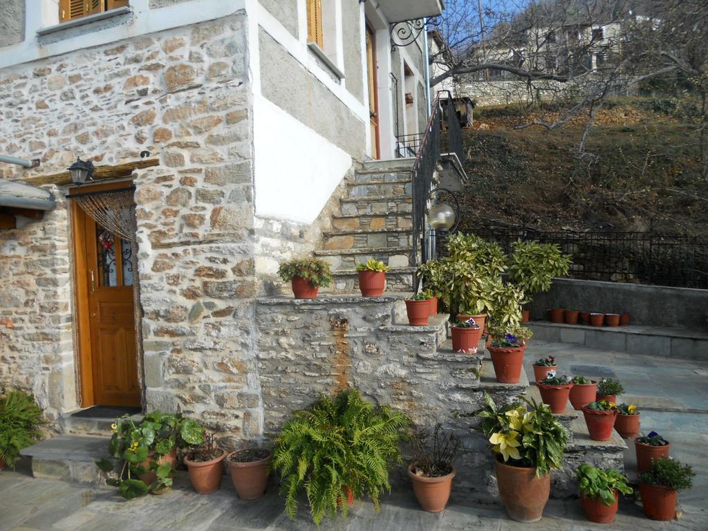 Agios Lavrentios Sarafis Guesthouse מראה חיצוני תמונה